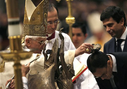 Anti Pope Benedict XVI baptizing a Muslim ‘convert’ Magdi Allam in 2008