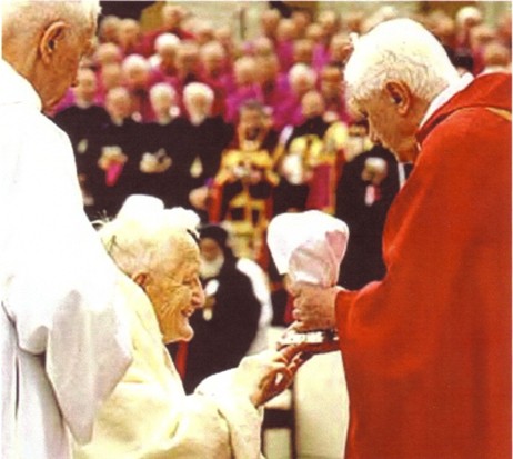 Anti Pope Benedict XVI giving Communion to Bro. Roger Schutz