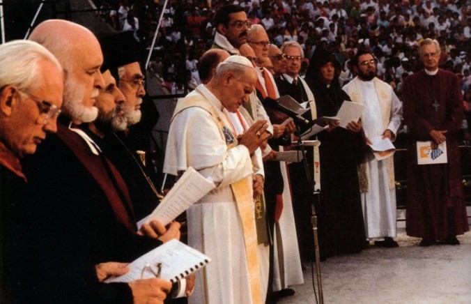 Photos of John Paul II engaged in more religious indifferentism at another ecumenical prayer meeting