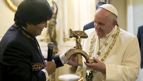 Anti Pope Francis receives blasphemous Communist hammer and sickle 'crucifix' from Bolivia president